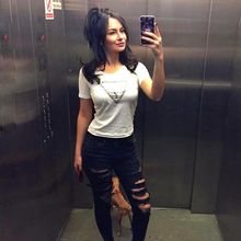 femme  3906435285