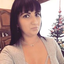 femme  4256961213