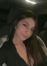 femme  1108746319
