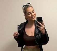 femme  2967297037