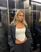 femme  906490605