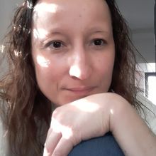 femme  2556372547