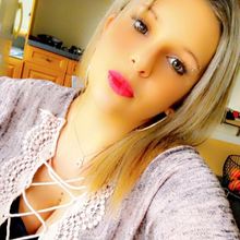 femme  4216509533