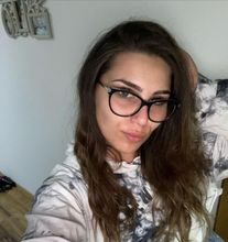femme  2495326650