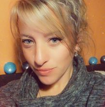 femme  160697047