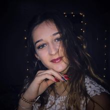 femme  2514497059