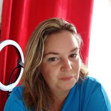 femme  966199562