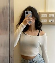 femme  2085305081