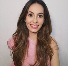 femme  725140366