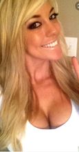 femme  567739409
