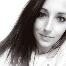 femme  2414596163