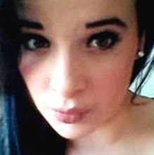 femme  1699111931