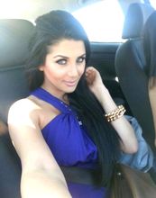 femme  2427451107