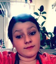 femme  2483230504