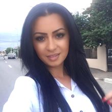 femme  2695510171