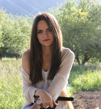 femme  4283161475
