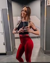 femme  2292664228