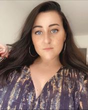 femme  3273787257