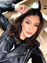 femme  1029668709