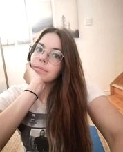 femme  3765209340