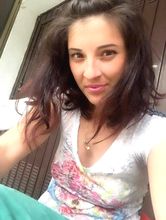 femme  2522906950