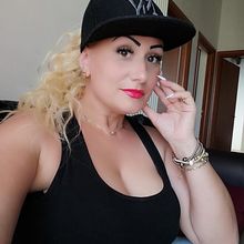 femme  2234578516