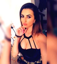 femme  2817676336