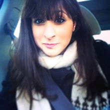 femme  466530317