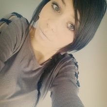 femme  2098495990