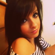 femme  1793895872