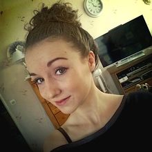 femme  2582968720