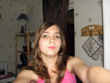 femme  2897583424