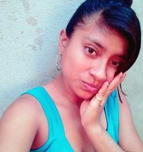 femme  369505946