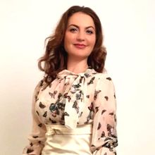 femme  2748066204