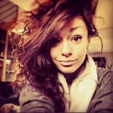 femme  4158254928