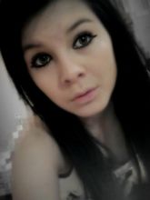 femme  147836599