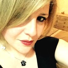 femme  3272253157