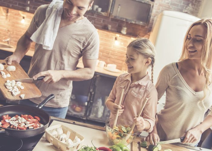 familt cooking together